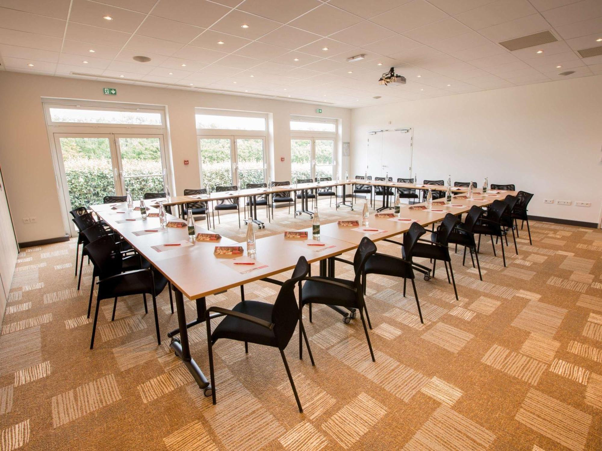 Ibis Cherbourg La Glacerie Экстерьер фото