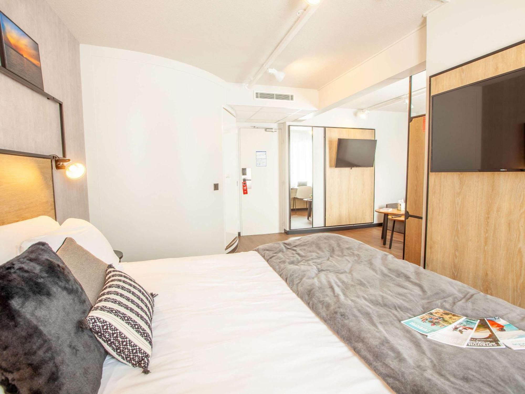 Ibis Cherbourg La Glacerie Экстерьер фото