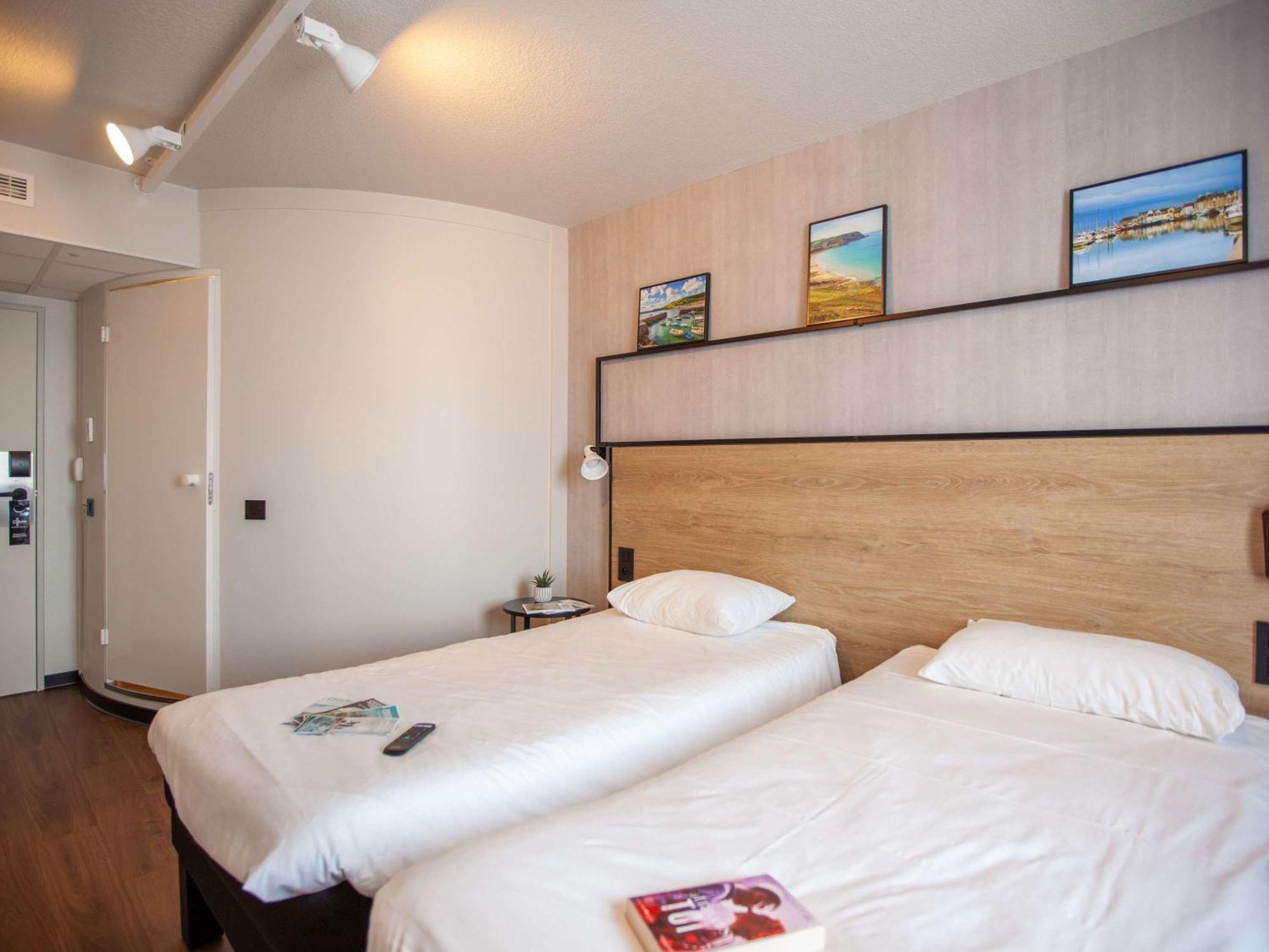 Ibis Cherbourg La Glacerie Экстерьер фото